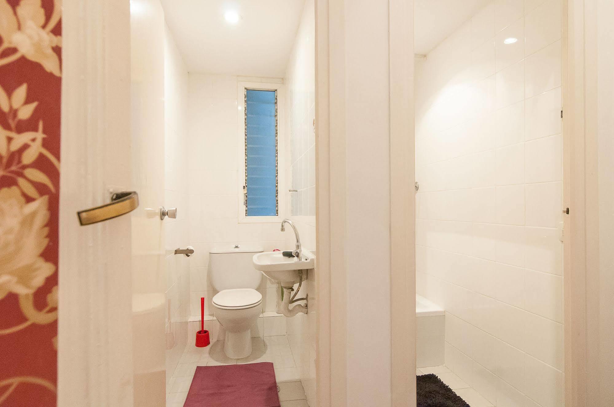 Casa Trianon Bed & Breakfast Barcelona Bagian luar foto